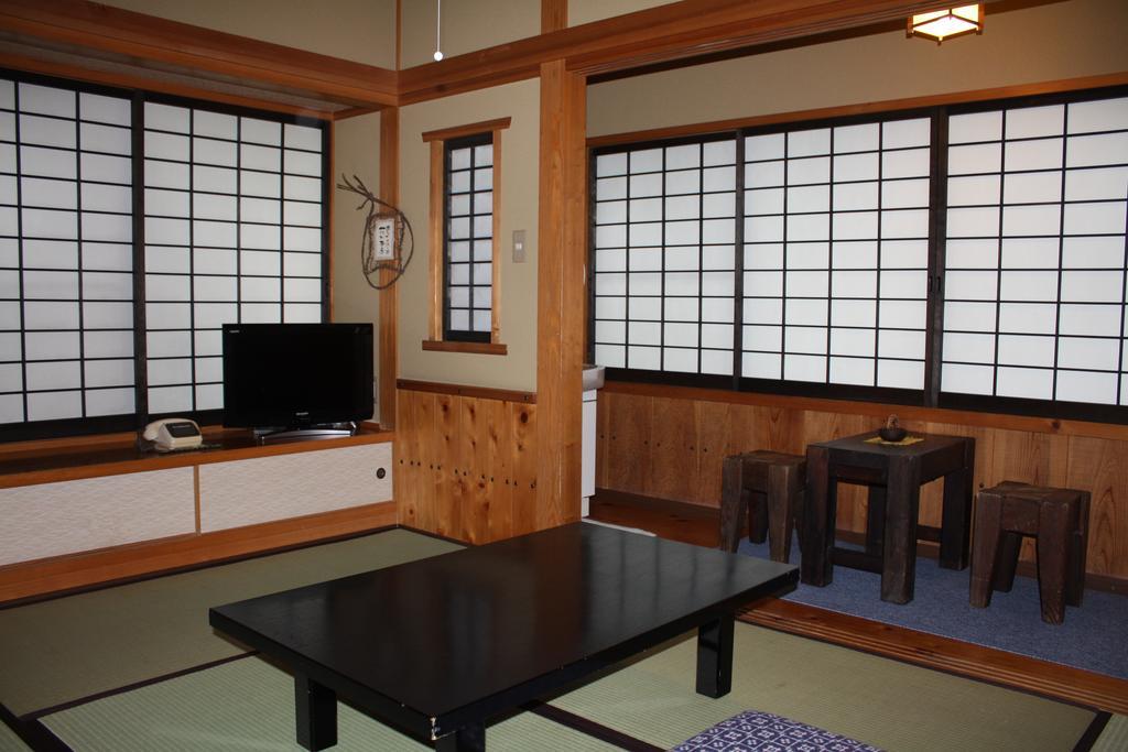 Okuaso No Yado Yamanami Hotell Minamioguni Rom bilde